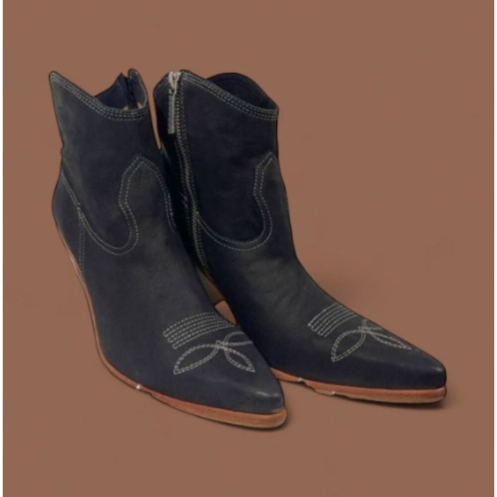 NWOB Donald J Pliner Pablo Leather Western Boots sz 9